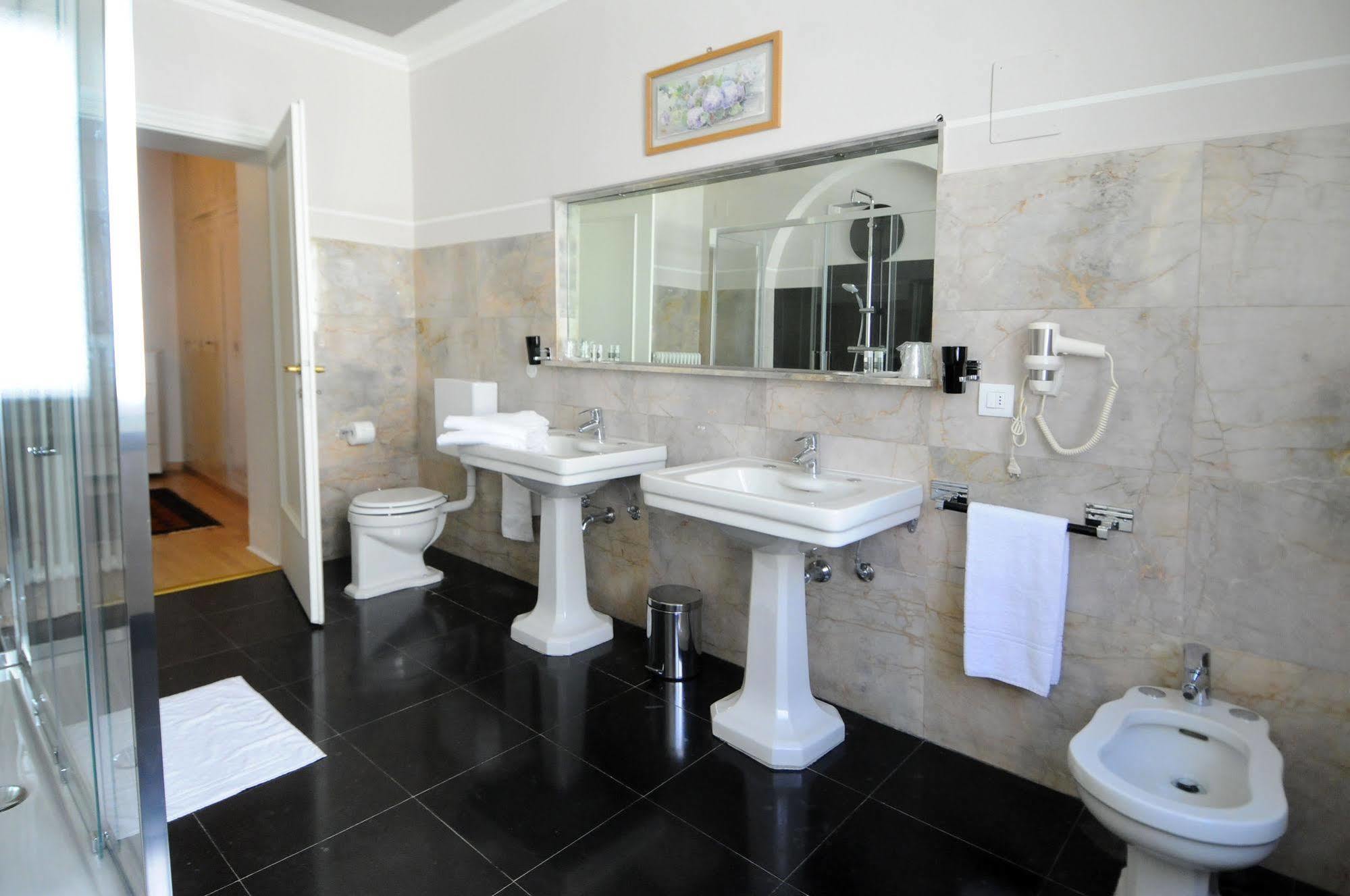 B&B Cangrande Di Danese-Viviani Verona Exterior photo