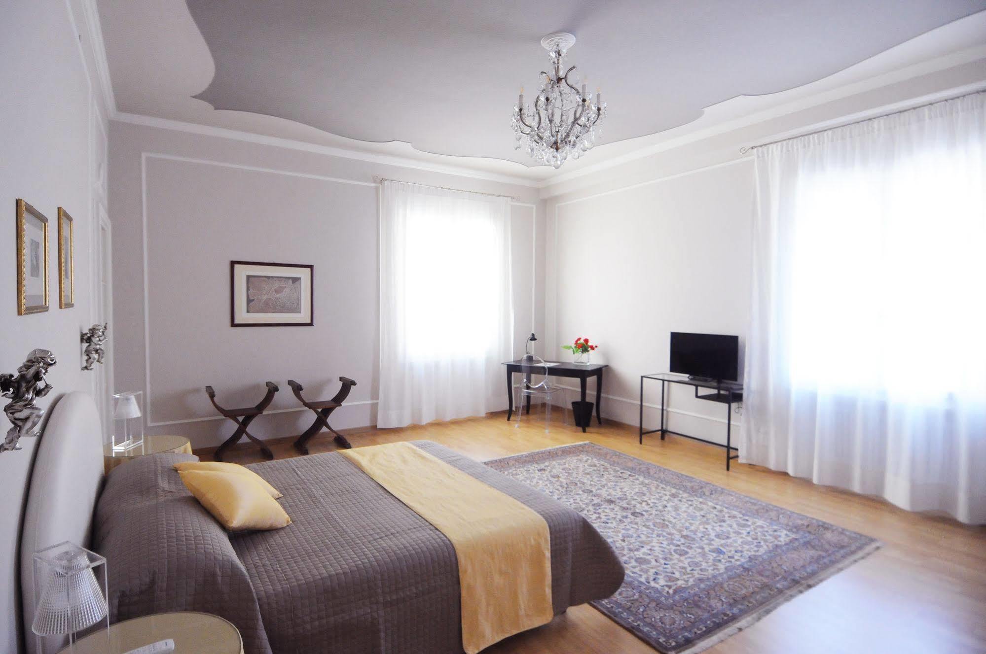 B&B Cangrande Di Danese-Viviani Verona Exterior photo